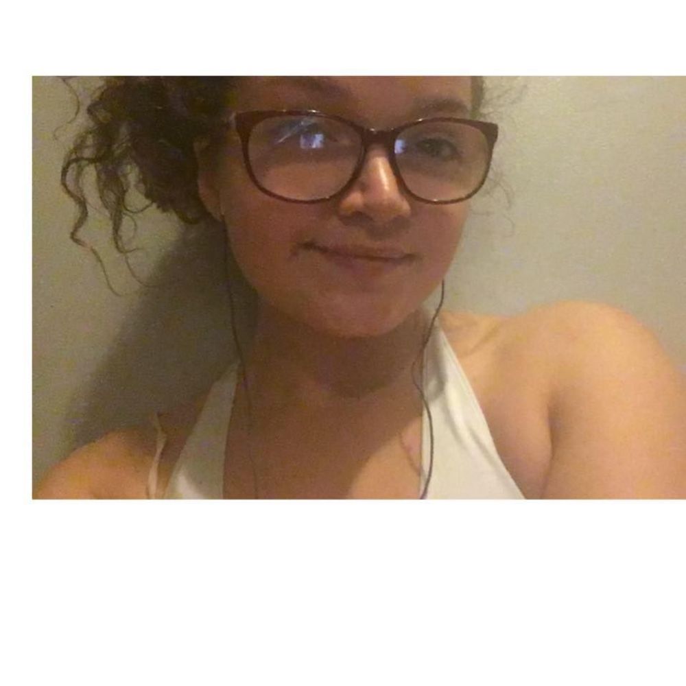 Meet your Posher, Sierra